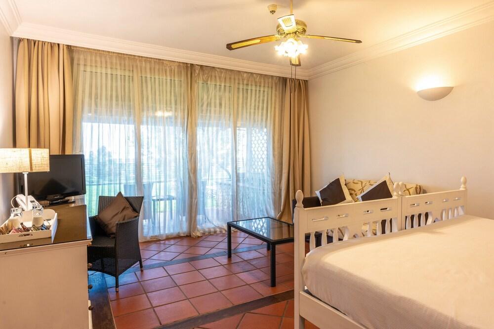 Hotel La Gemma Dell'Est Нунгви Экстерьер фото