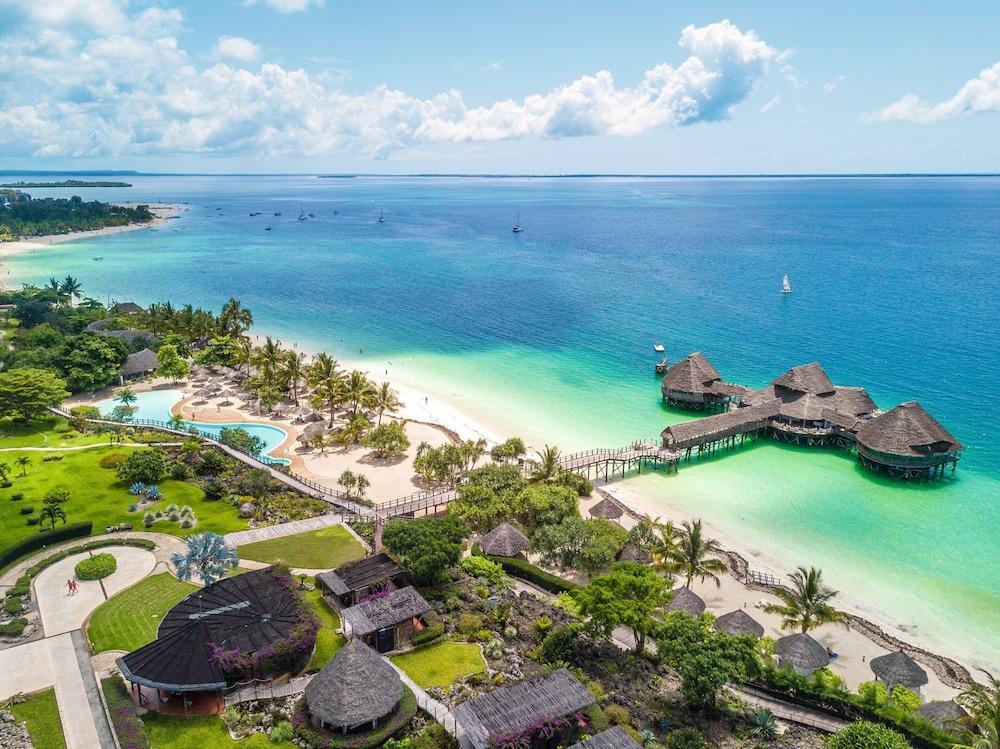 Hotel La Gemma Dell'Est Нунгви Экстерьер фото