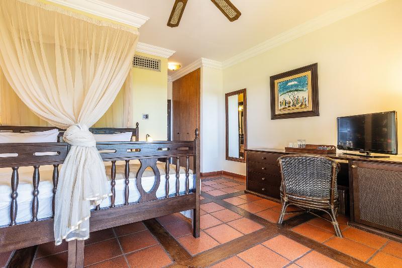 Hotel La Gemma Dell'Est Нунгви Экстерьер фото